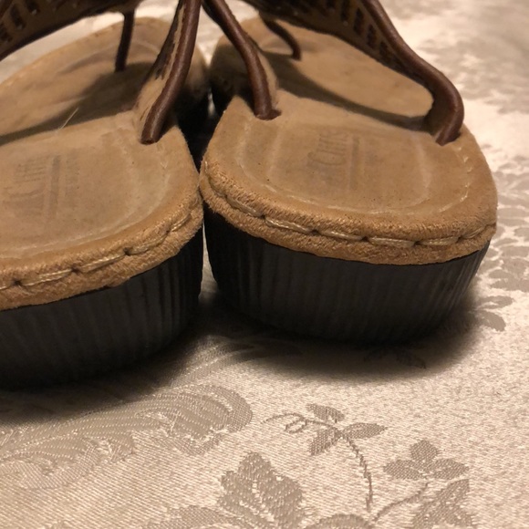 Cliffs by WHITE MOUNTAIN Leather Sandals - Size 8.5 - #207 - Picture 5 of 14